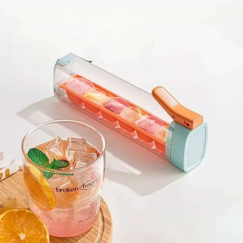 ถาดทำน้ำแข็งแบบกดด้วยมือเดียว  - Kitchen Up บทวิจารณ์และราคา